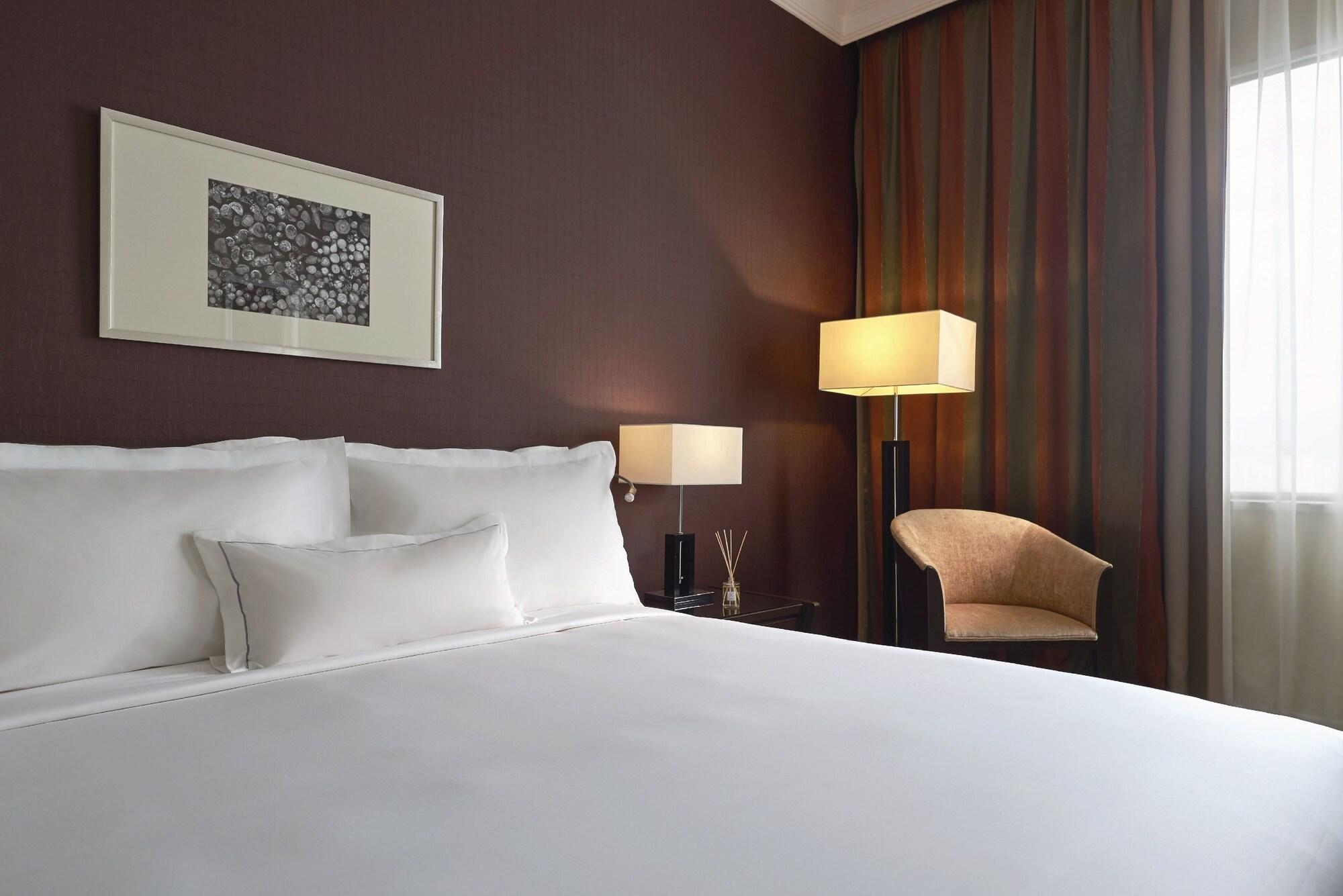 Ac Hotel By Marriott Kuantan Exterior photo