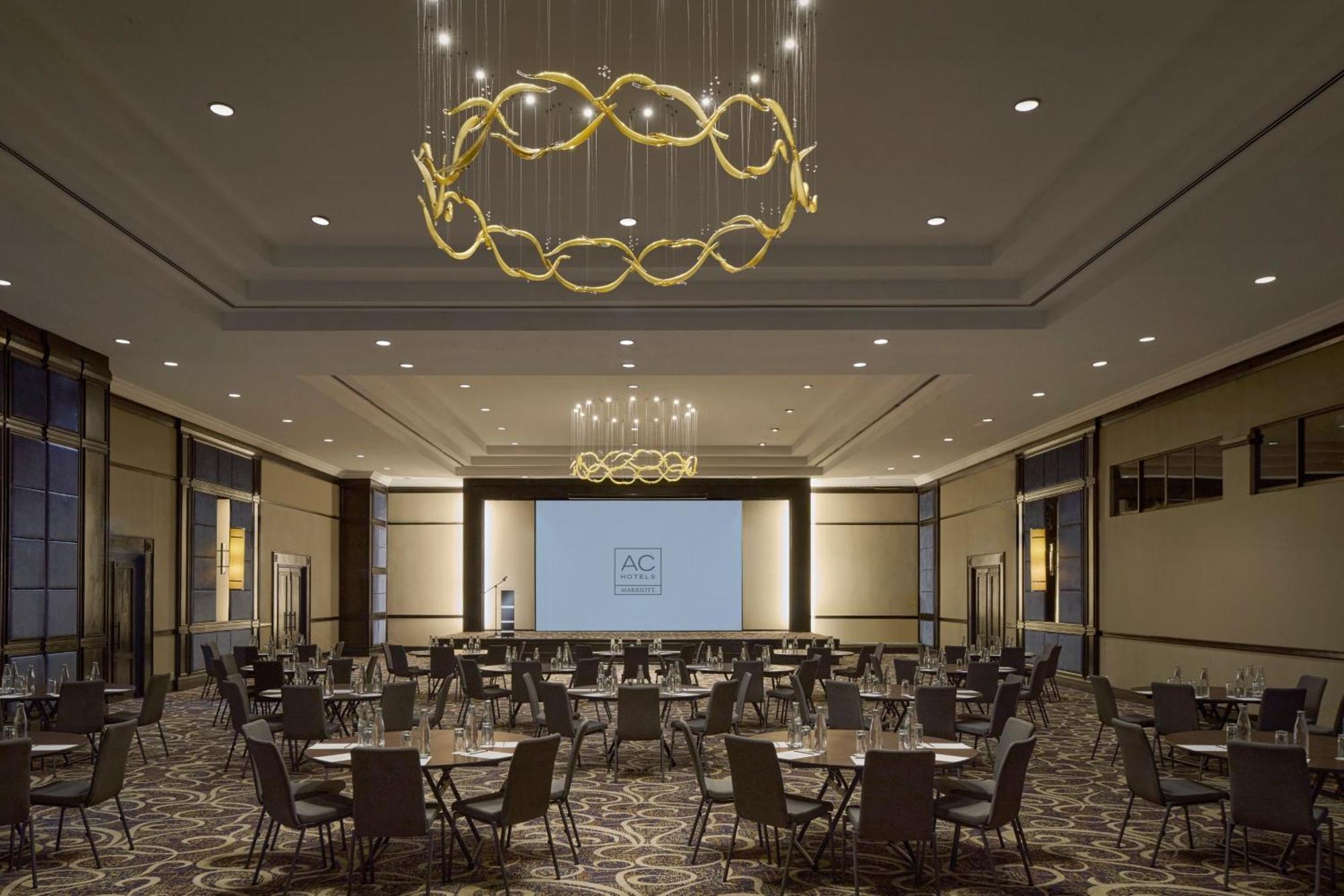 Ac Hotel By Marriott Kuantan Exterior photo